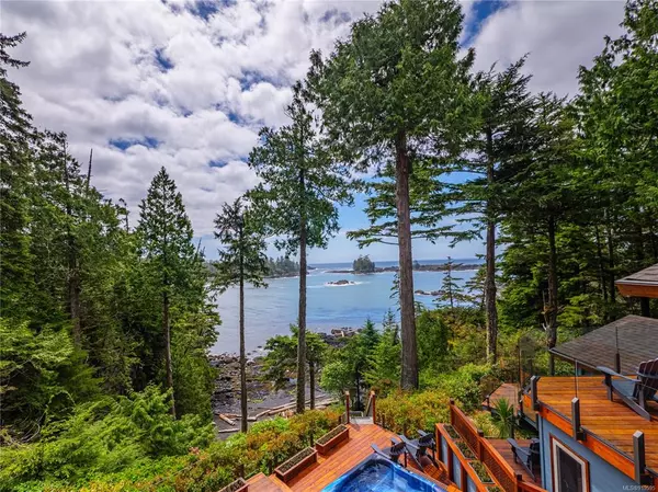 460 Marine Dr,  Ucluelet,  BC V0R 3A0