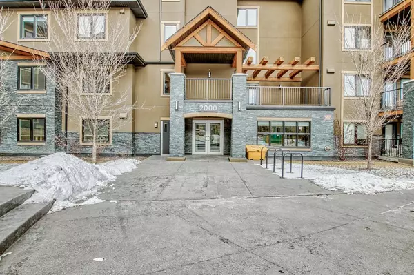 Calgary, AB T3R 1S2,450 KINCORA GLEN RD NW #2104