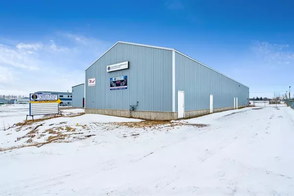 Strathmore, AB T1P 1R8,124 Orchard WAY