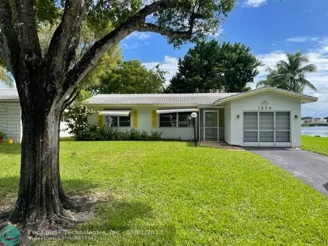 1330 Campanelli Dr, Plantation, FL 33322