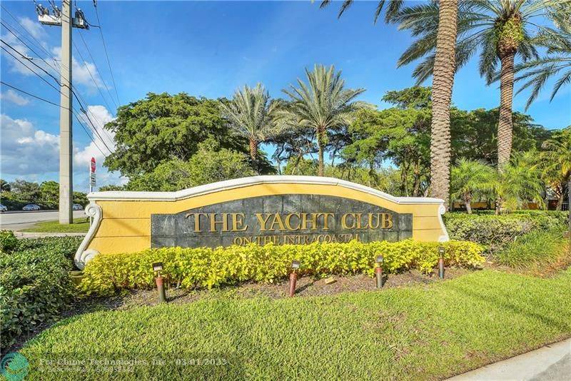 Hypoluxo, FL 33462,120 Yacht Club Way  #103