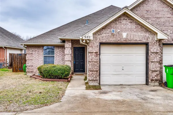 502 S Main Street #B,  Aubrey,  TX 76227