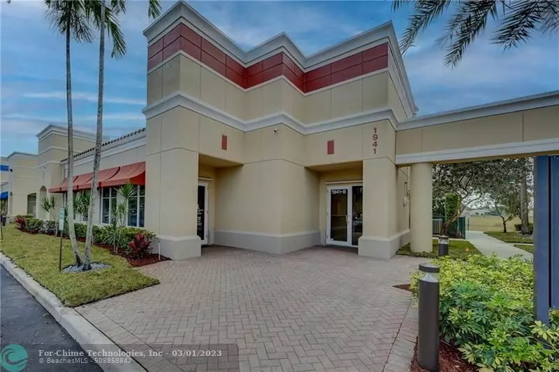 1941 NW 150th Ave  #1941-B, Pembroke Pines, FL 33028