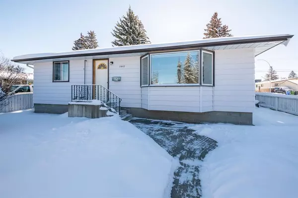 Calgary, AB T3B 2A7,7947 48 AVE NW