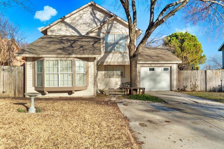 5529 Bainbridge Drive, Arlington, TX 76018