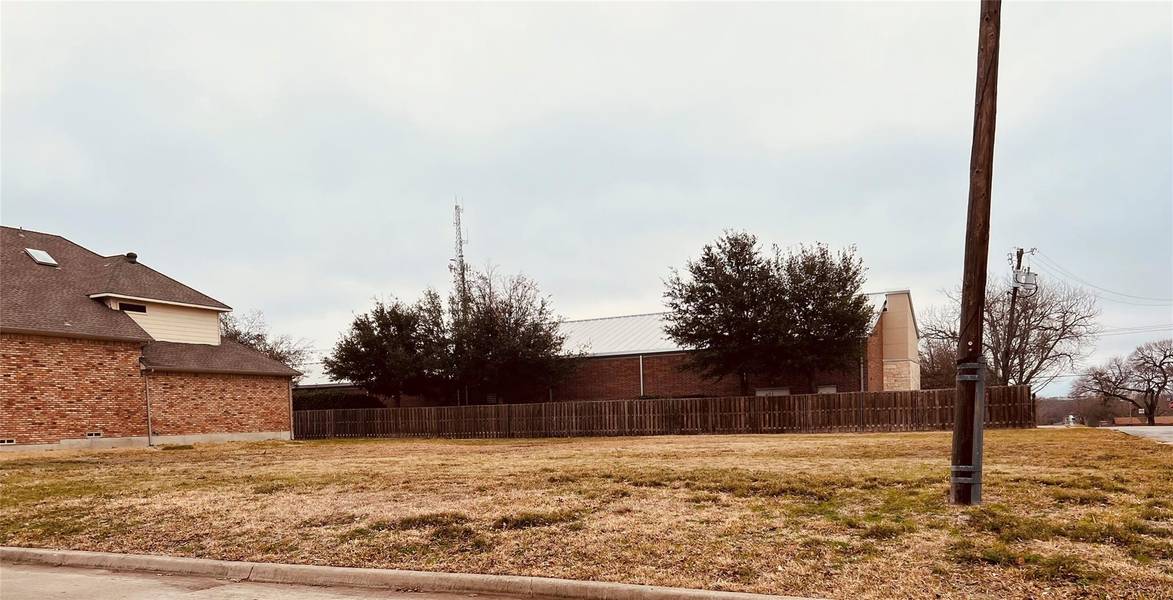 108 E Ross Street, Rockwall, TX 75087