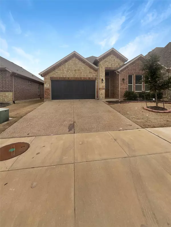 412 Balmora Way, Roanoke, TX 76262