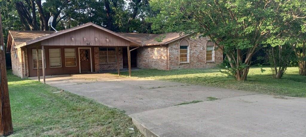 511 Rea Avenue, Lancaster, TX 75146