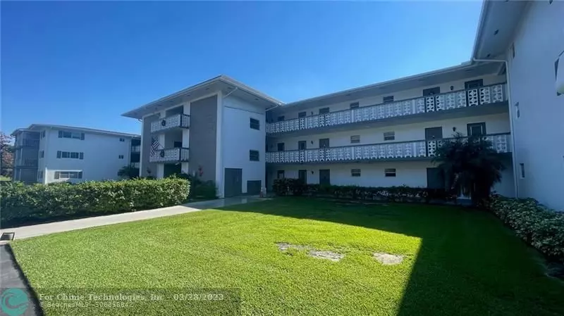 Hollywood, FL 33021,1201 S Hillcrest Ct  #212