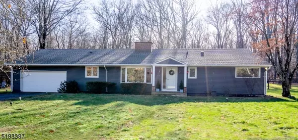 43 Cherry Brook Dr, Montgomery Twp., NJ 08540