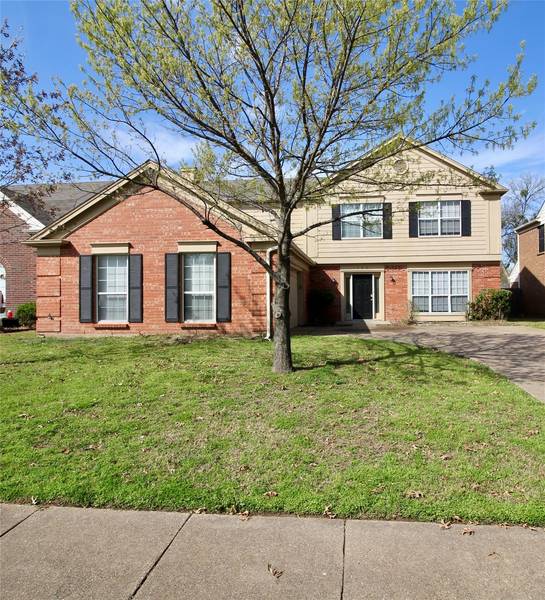 302 Pemberton Place, Cedar Hill, TX 75104