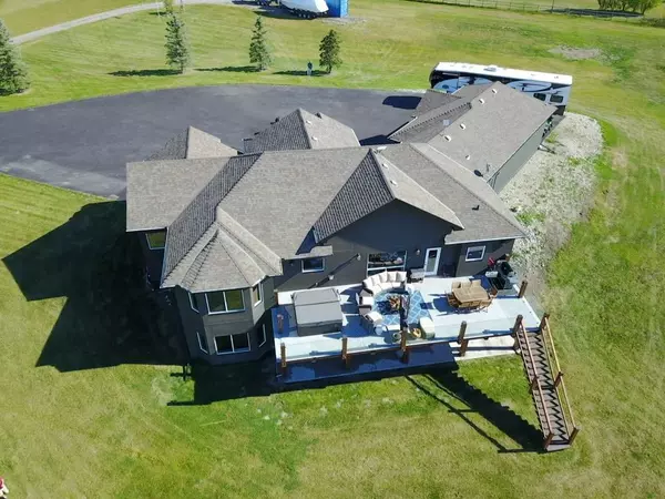 Rural Foothills County, AB T1S 4P5,32025 288 AVE E