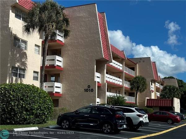 1010 Country Club Dr  #205,  Margate,  FL 33063