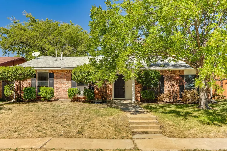 4909 Brandenburg Lane, The Colony, TX 75056