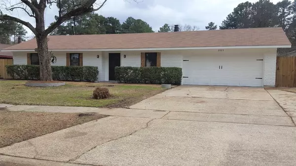 2925 Silver Pine Lane, Shreveport, LA 71108