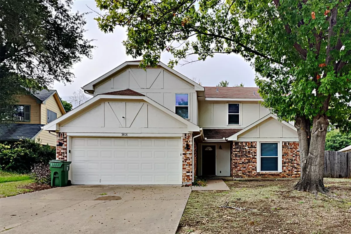 Arlington, TX 76017,5808 Fox Hunt Drive