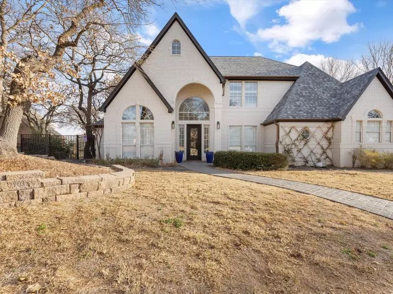 323 Brushy Mound Road, Burleson, TX 76028