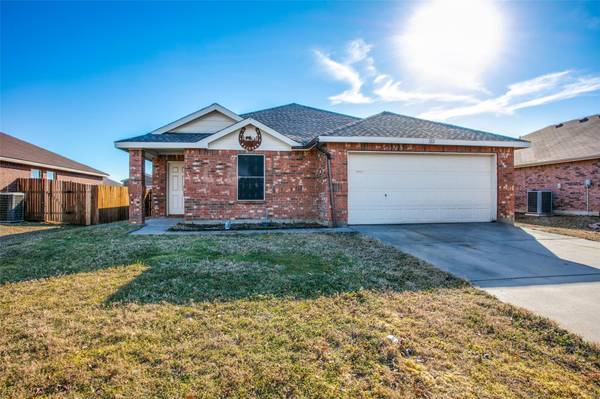 122 Pintail Lane, Sanger, TX 76266