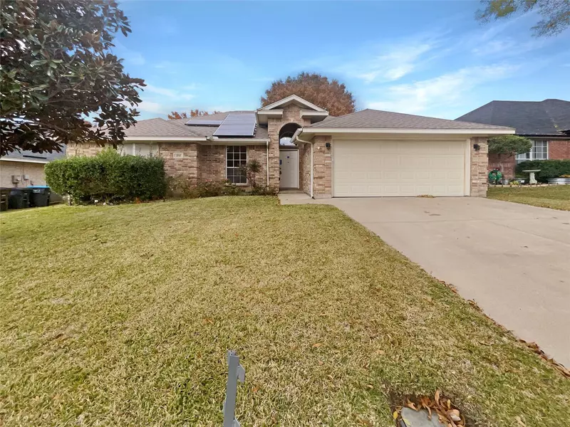 3717 Staghorn Circle N, Fort Worth, TX 76137