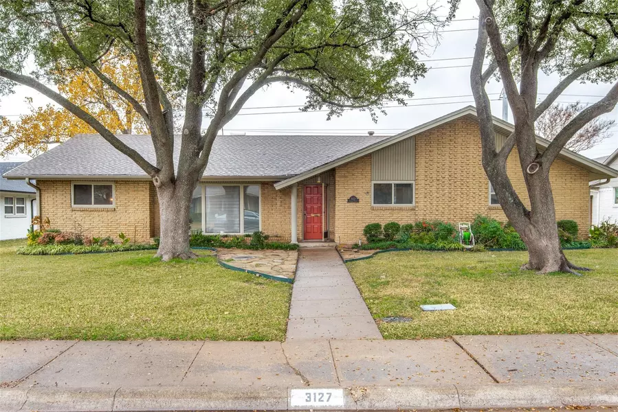 3127 Chapel Downs Drive, Dallas, TX 75229