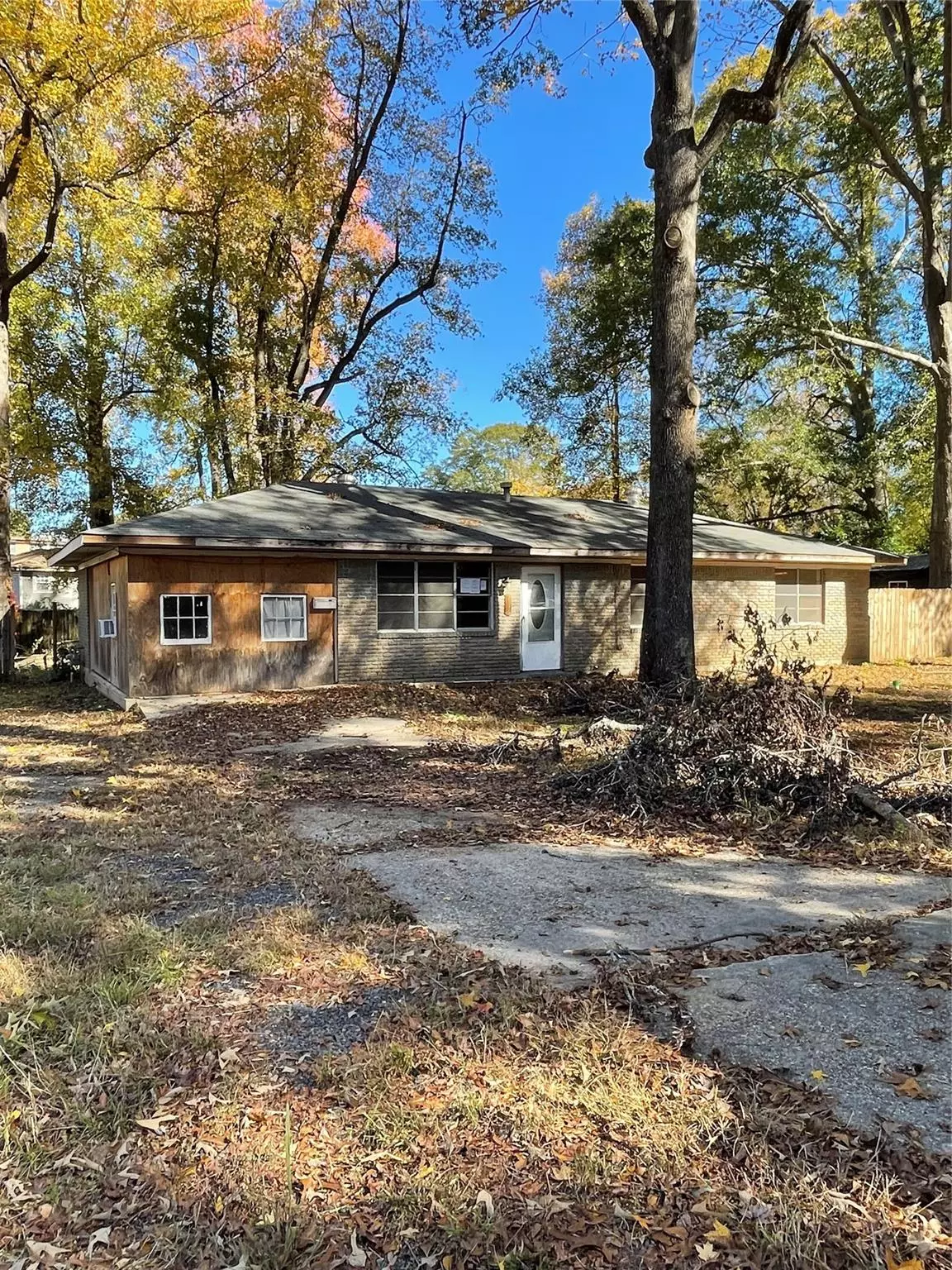 Minden, LA 71055,519 Davis Street