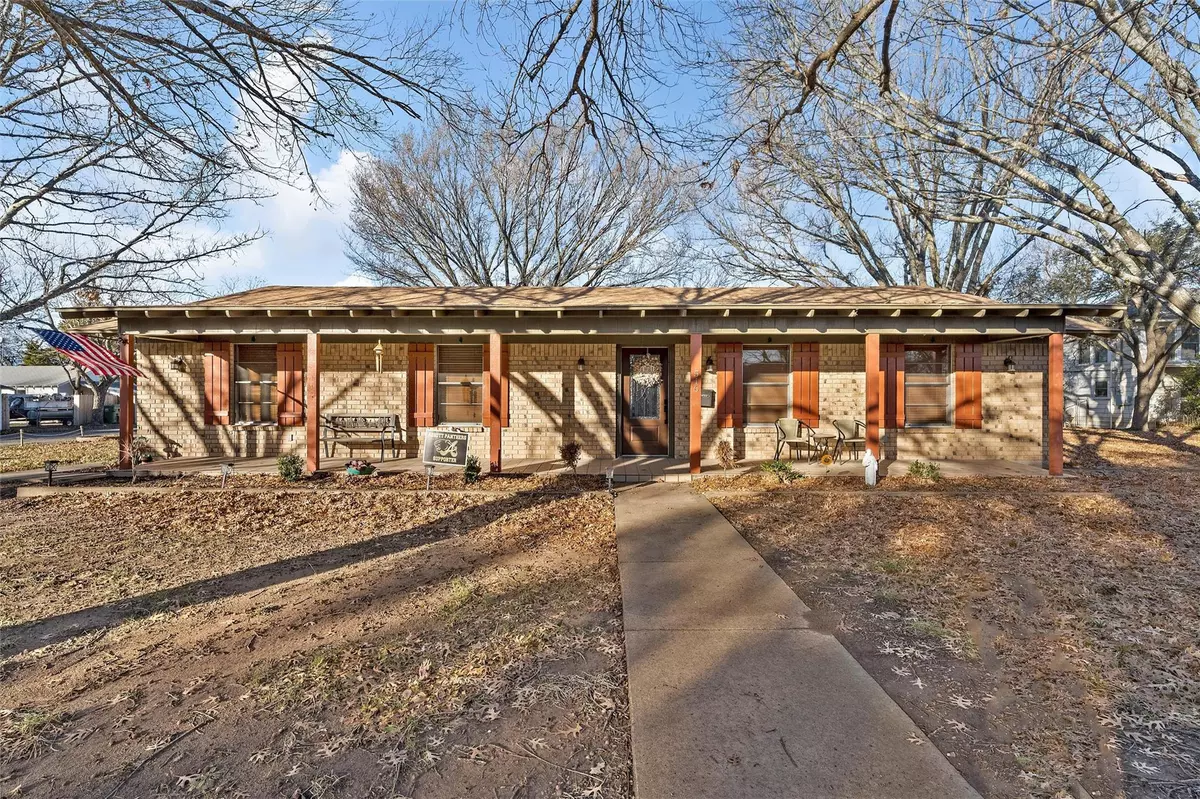 West, TX 76691,516 S Harrison Street