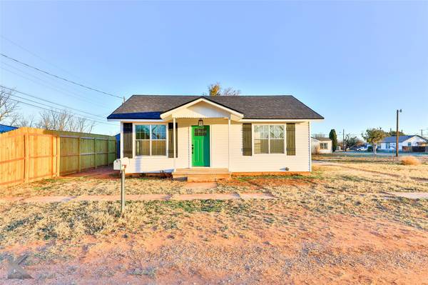 1206 N 2nd, Merkel, TX 79536