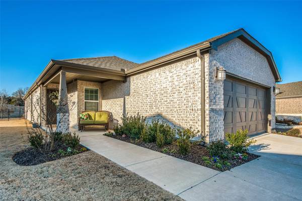 801 Hidden Eddy Drive, Mckinney, TX 75071