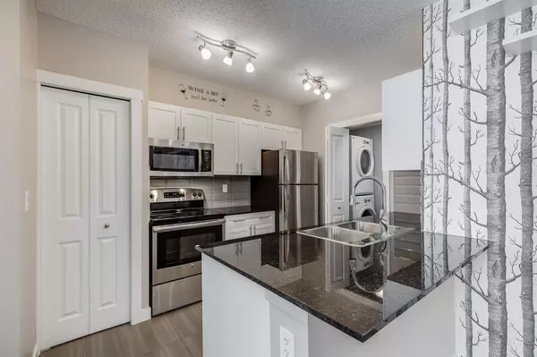 Calgary, AB T3R1R9,20 Kincora Glen PARK NW #105