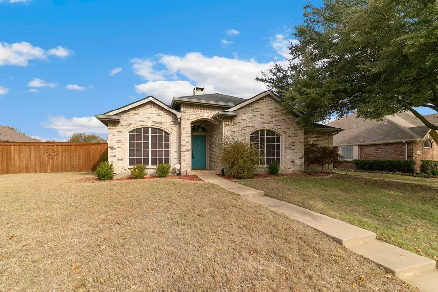 10104 Morning Glory Lane, Frisco, TX 75035