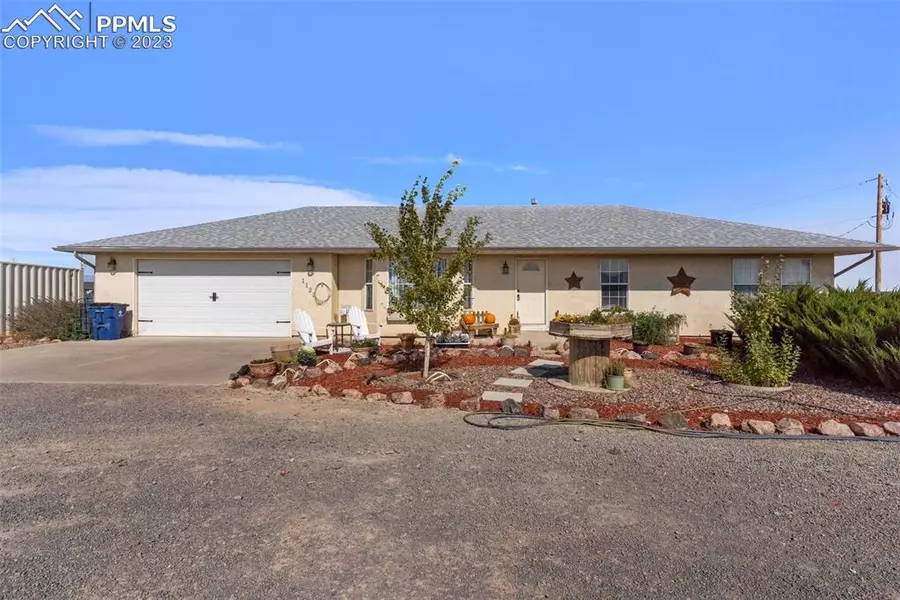 1123 Muskrat LN, Pueblo West, CO 81007