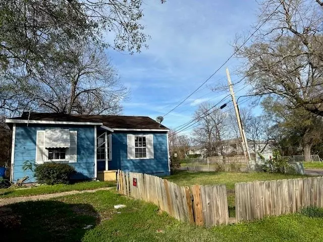 601 W 74th Street, Shreveport, LA 71106