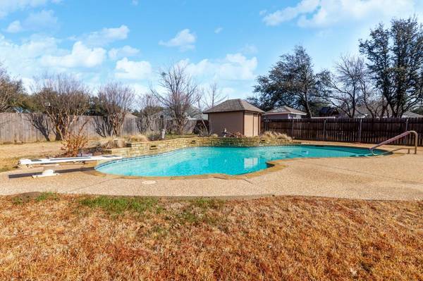 1186 Little Stone Lane, Burleson, TX 76028