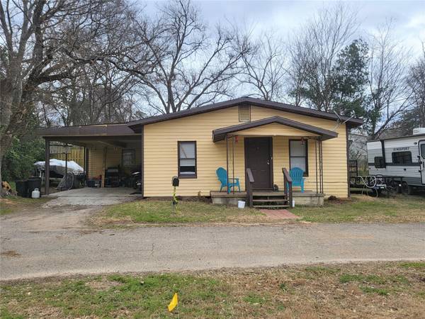 515 Church, Mineola, TX 75773