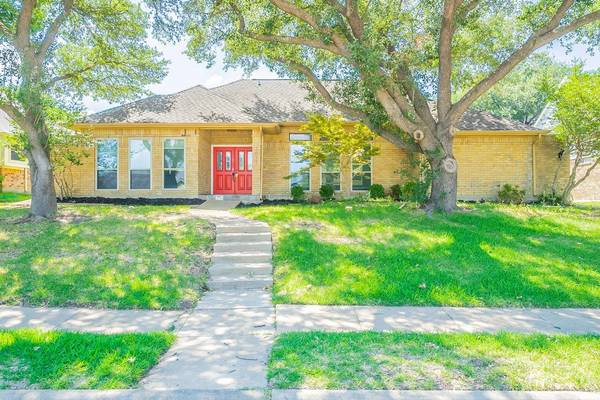 3017 Club Country Drive, Garland, TX 75043