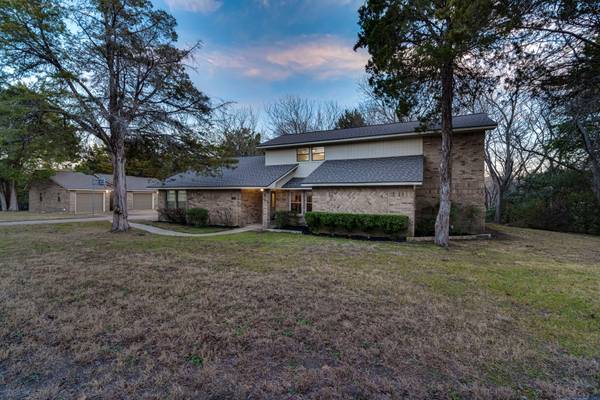 312 Windy Lane, Cedar Hill, TX 75104