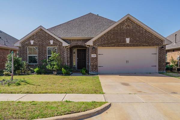 2069 Avondown Road, Forney, TX 75126