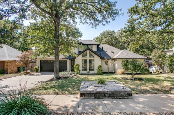 1025 Woodbriar Drive, Grapevine, TX 76051