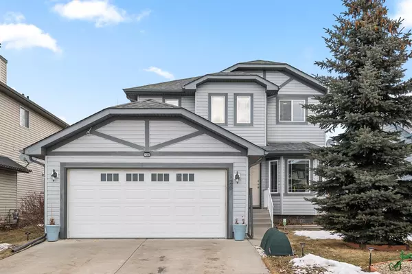 Chestermere, AB T1X 1M4,126 West Lakeview CRES