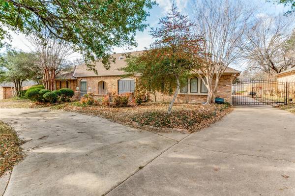 3504 Cliffwood Drive, Colleyville, TX 76034