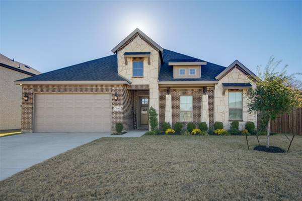 3200 Tail Water Drive, Mansfield, TX 76063