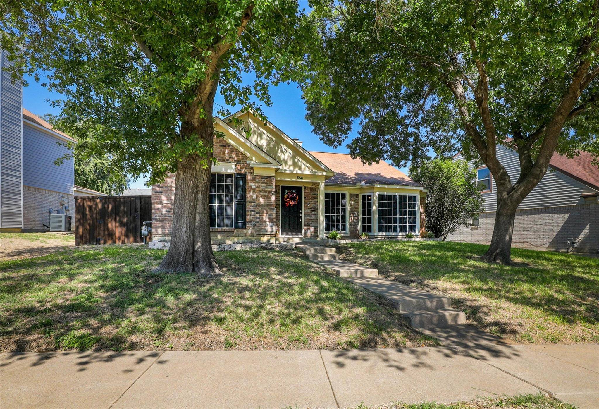 Grand Prairie, TX 75052,868 Chaparral Drive