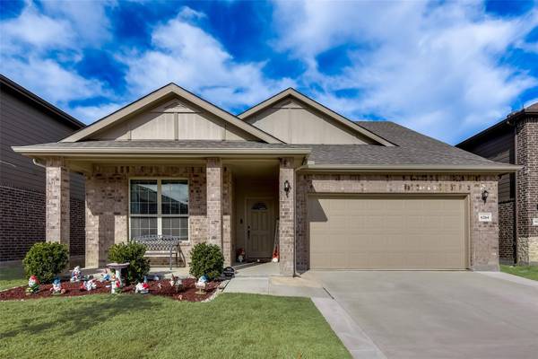 6264 Jackstaff Drive, Fort Worth, TX 76179