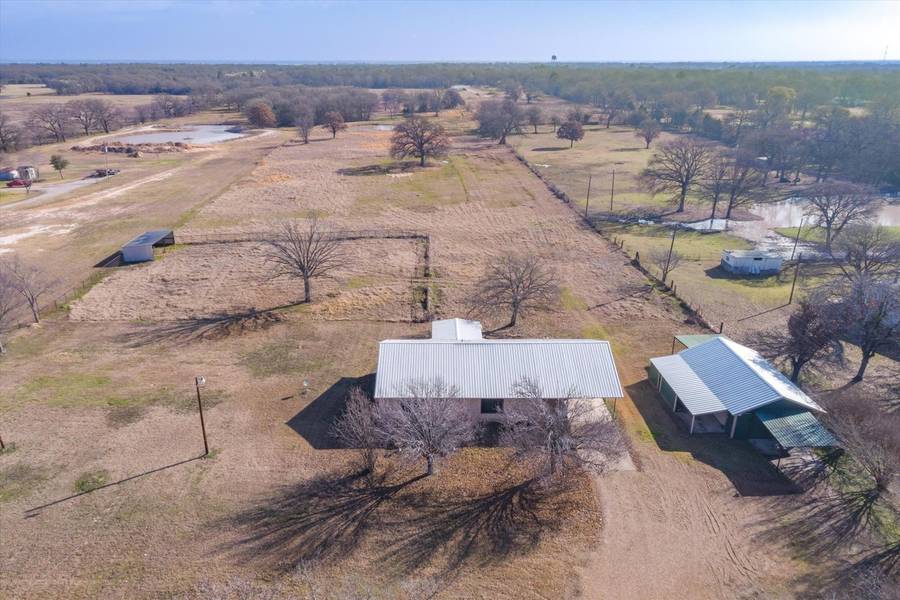 513 County Road 2404, Kemp, TX 75143