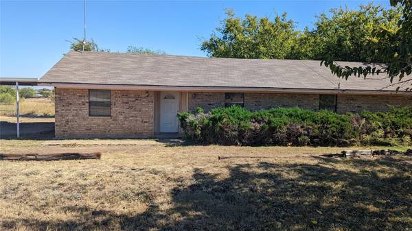 9226 Green Springs Circle, Sanger, TX 76266