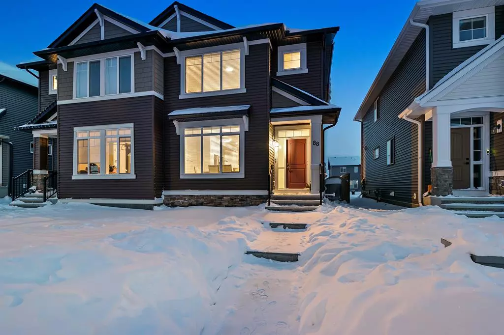 Okotoks, AB T1S 5T9,88 WOLF Gate