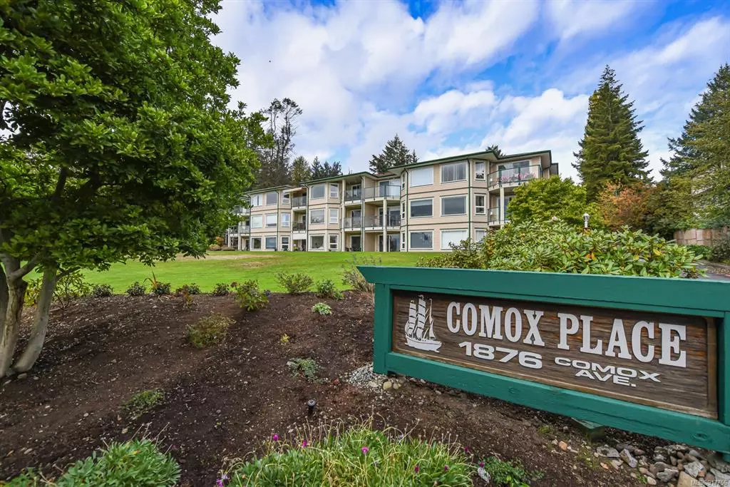 Comox, BC V9M 3M7,1876 Comox Ave #10