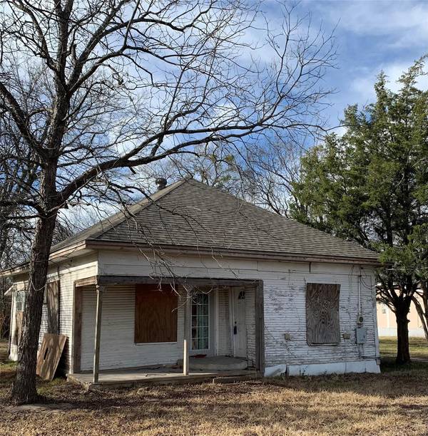 707 Gladys Street,  Lone Oak,  TX 75453