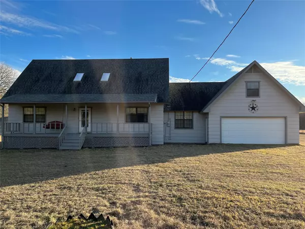 1491 CR 2295, Telephone, TX 75488