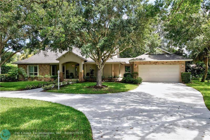 5366 16th St, Vero Beach, FL 32966
